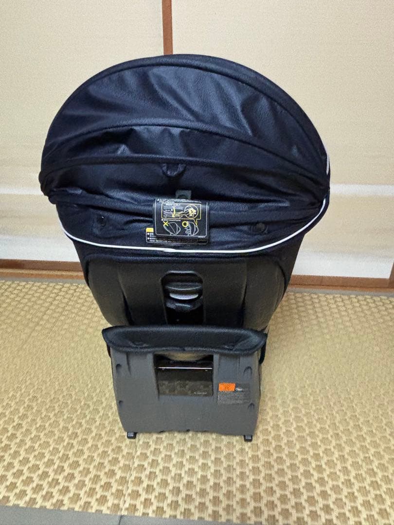 コンビチャイルドシート　クルムーヴISOFIX Simplight ネイビー