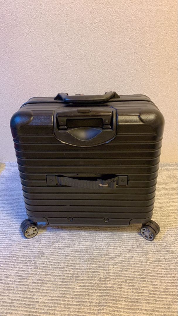 RIMOWA サルサ ビジネストローリー 4輪 ブラック