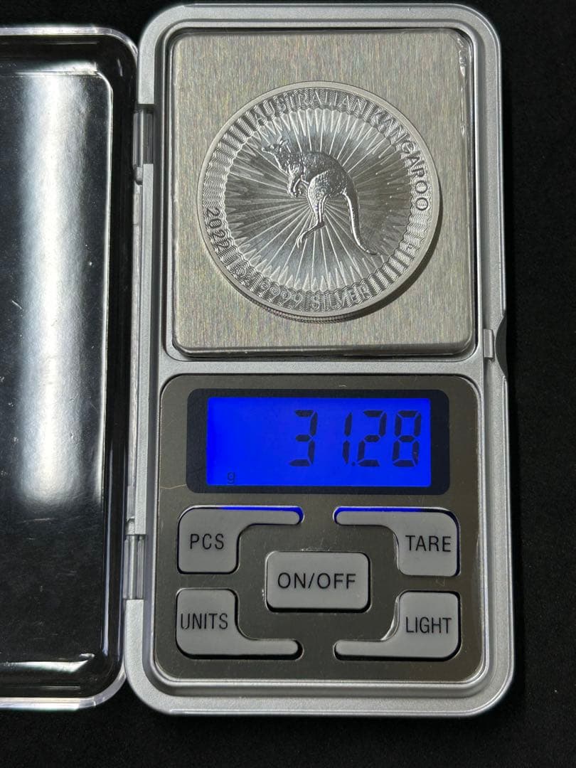 オーストラリア　カンガルー 銀貨　純銀　本物保証　ケース付き　⑤
