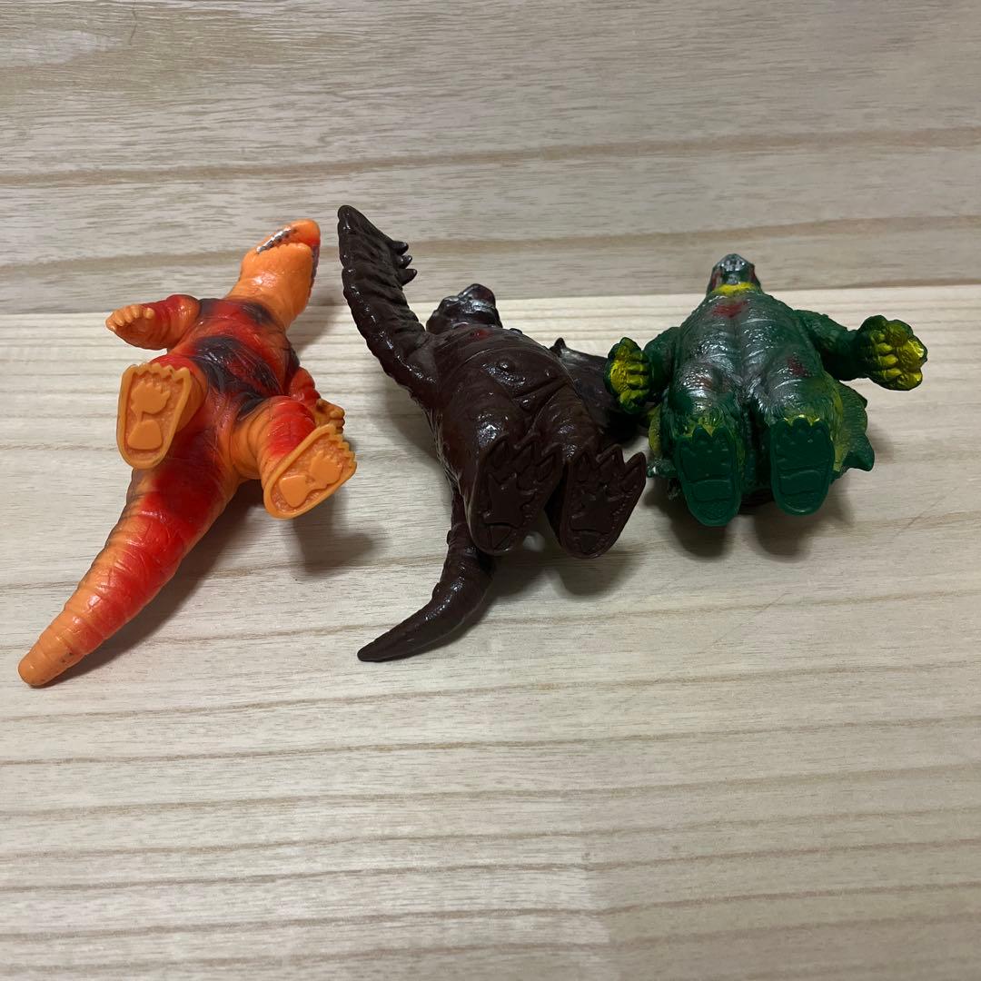 ポピー怪獣足製11体ソフビ