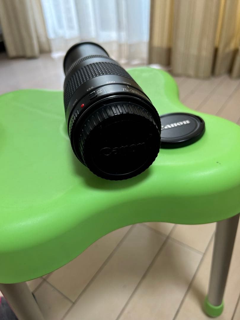 キャノン/望遠レンズ/Canon EF75-300㎜1:4-5.6Ⅱ