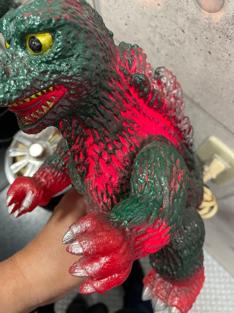 レトロ　ゴジラ　東宝　東宝映像　ランプ点きます