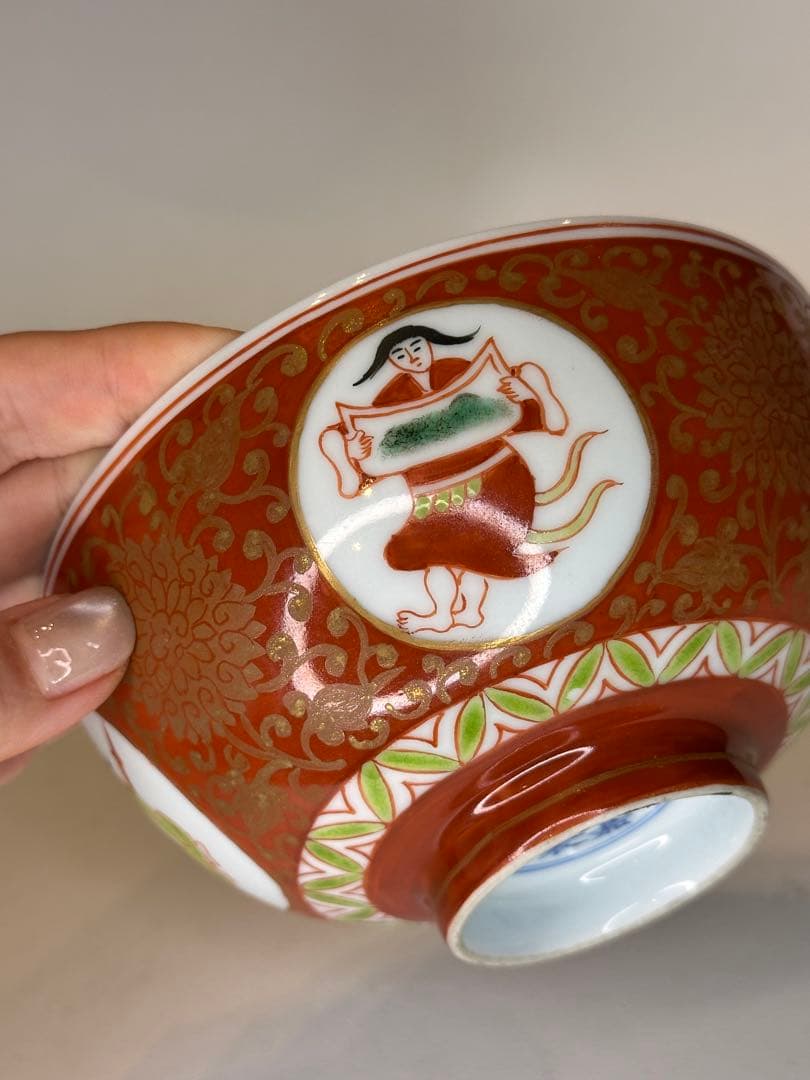 大明嘉靖年制 底款　紅釉　洒金　彩绘人物　碗　中国美術　古董品　茶碗　古磁器時代