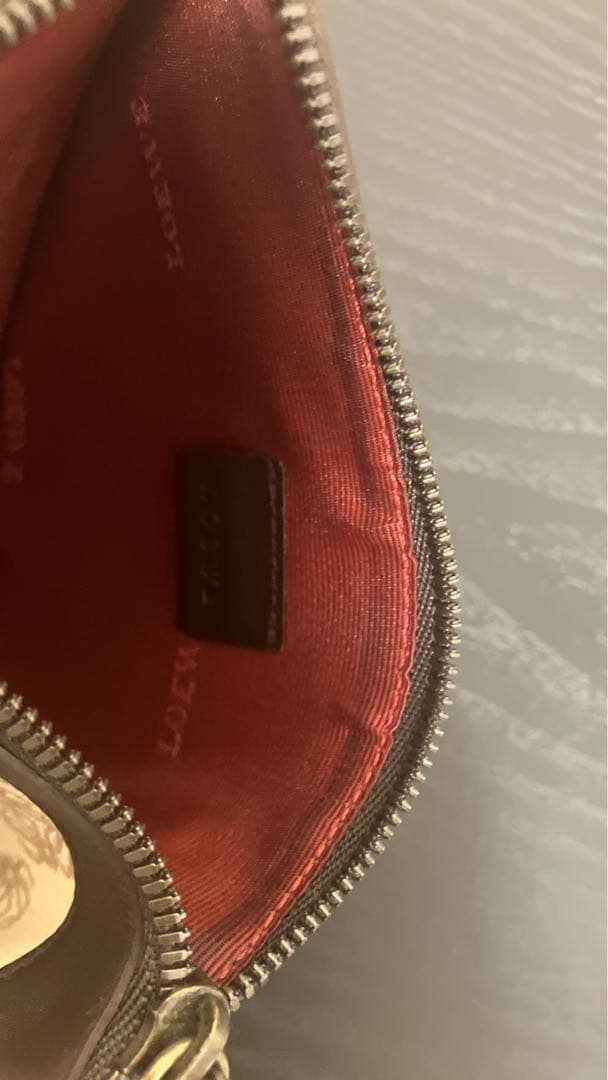 美品　ロエベ LOEWEケース 小銭入れ アナグラム 箱＆ギャランティ付