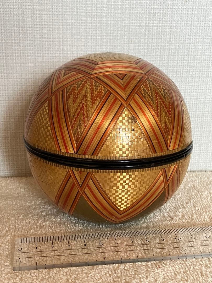 麦わら細工　球型ボンボン入れ　漆器　工芸品　伝統工芸　むぎわら細工　アンティーク