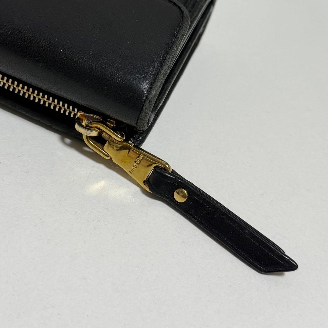 miumiu マテラッセ 三つ折り財布 ブラック