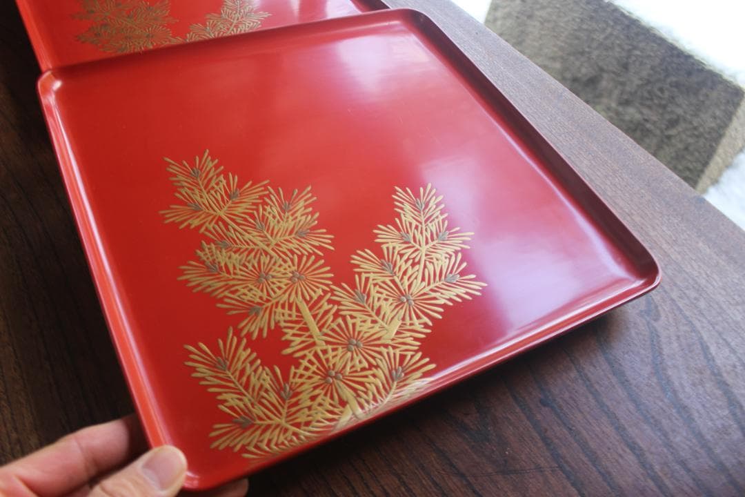 デッドストック！時代朱漆に優美な松蒔絵の映える小ぶり膳（検輪島塗お膳お盆懐石盆