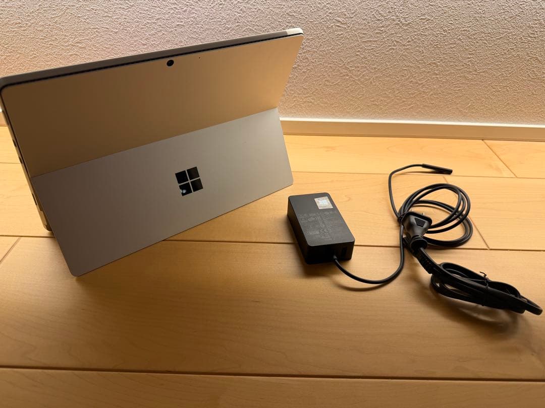 Windowsタブレット本体 Surface Pro8 i5 8GB 512GB