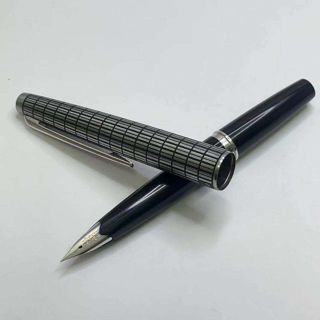 パイロット PILOT Elite 万年筆 半格子 蝕刻 18k-750