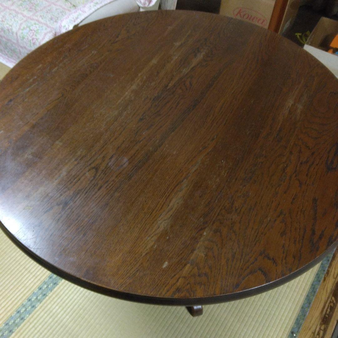 木製丸テーブル