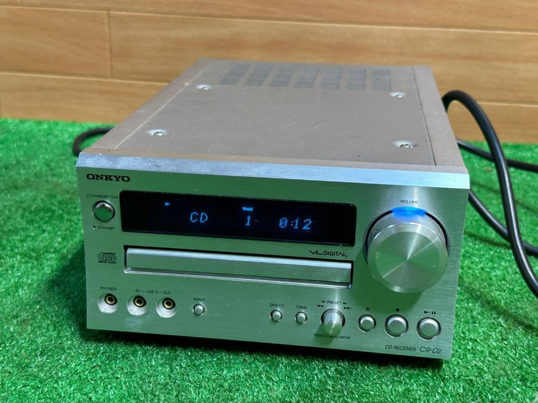 ONKYO オンキヨ― CDプレーヤーCR-D2デジタル