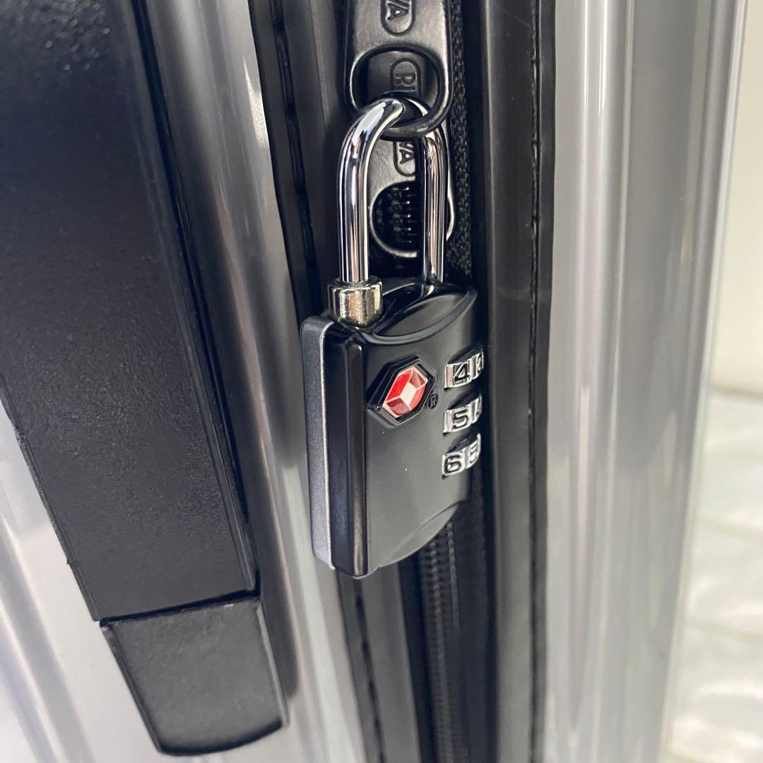 【特価品】RIMOWA キャリーケース　SALSA サルサ　シルバー