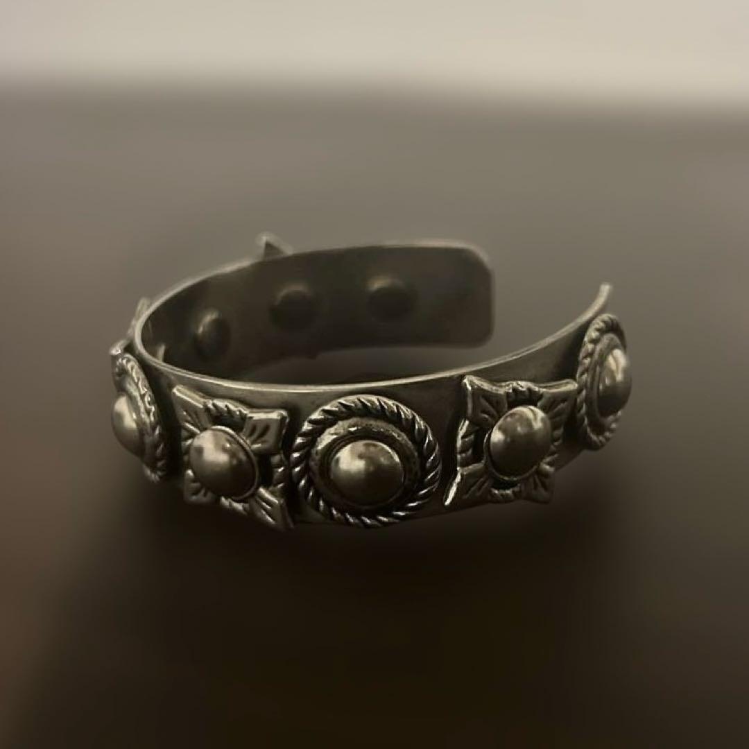 えいえむ toga バングル ブレスレット シルバー ウエスタン