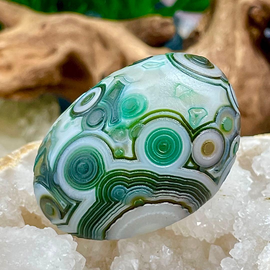 ゴビ瑪瑙 火山湖 原石 S686 ゴビアゲート 天眼石 鉱物