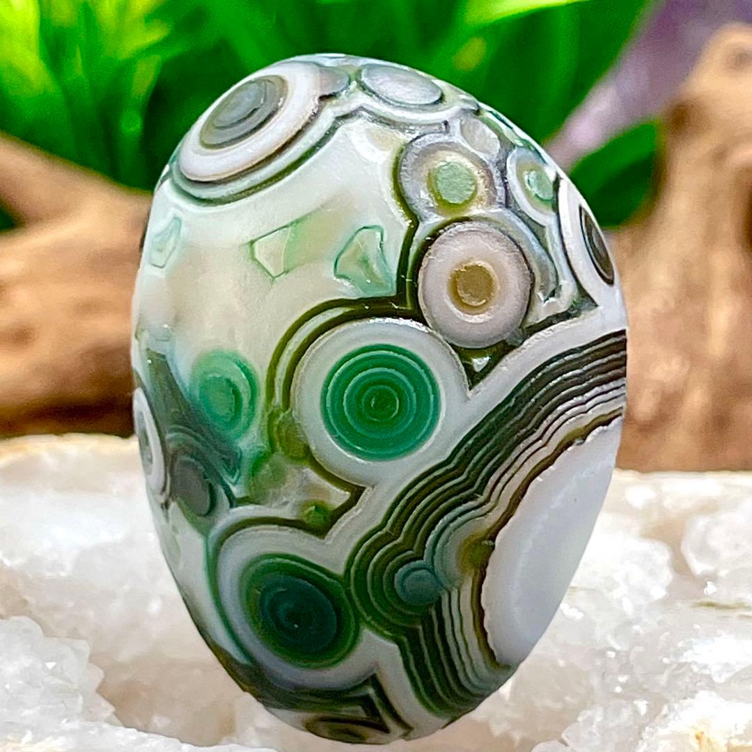 ゴビ瑪瑙 火山湖 原石 S686 ゴビアゲート 天眼石 鉱物