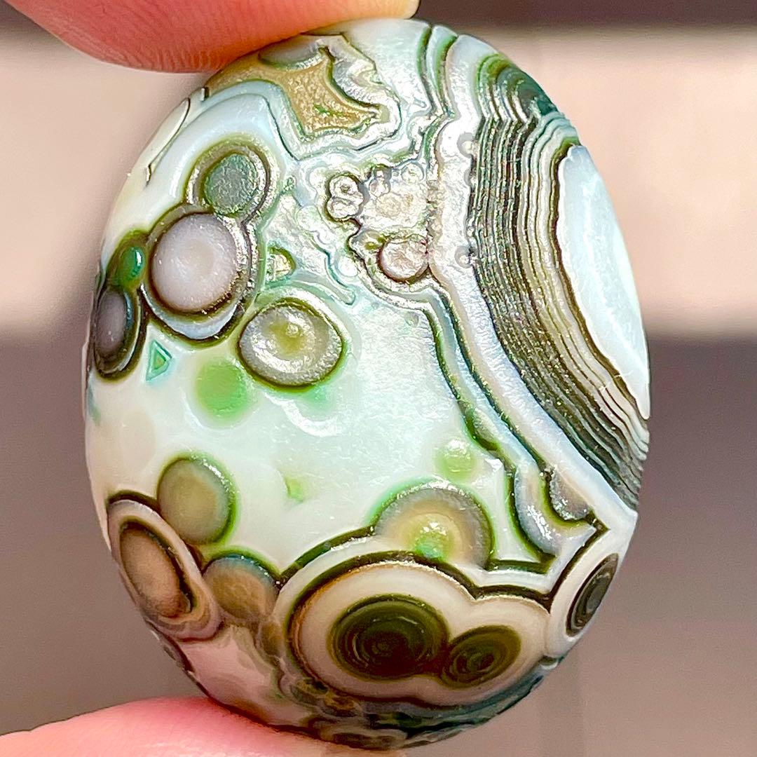 ゴビ瑪瑙 火山湖 原石 S686 ゴビアゲート 天眼石 鉱物