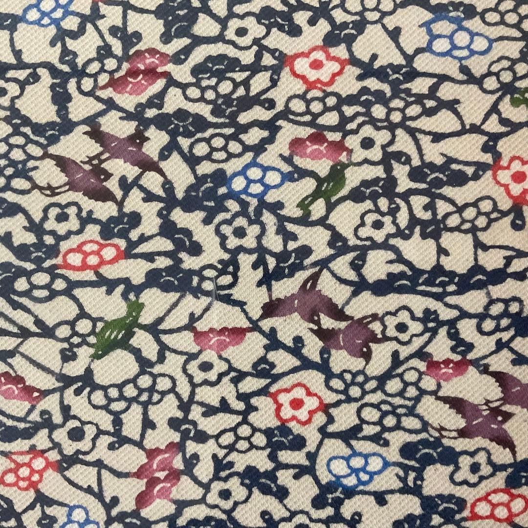 沖縄県指定無形文化財 びん型 西平幸子 アロエ染 梅に小鳥紋様 額装品2.5万円