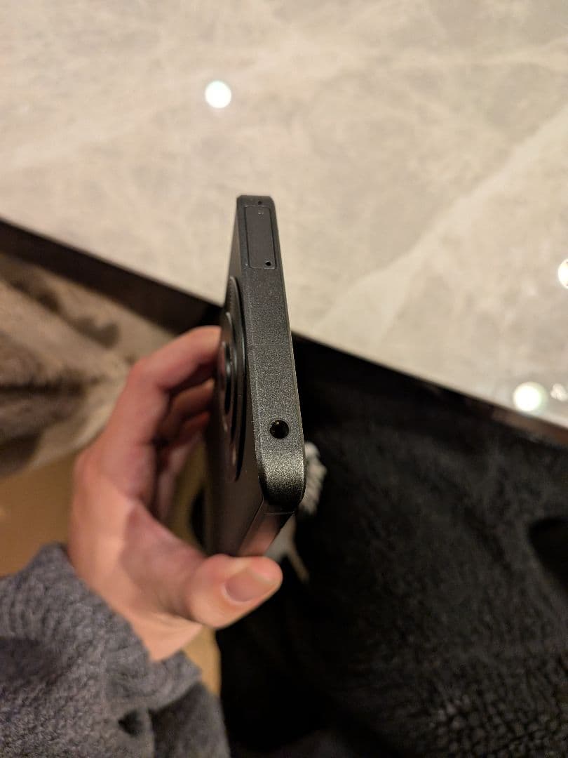 AQUOS R8 pro　A301SH スマートフォン 本体