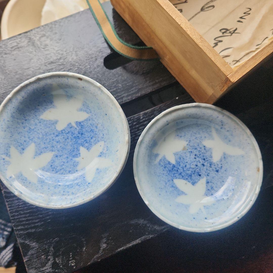 骨董　古伊万里　吹墨青い葉模様の小皿セット