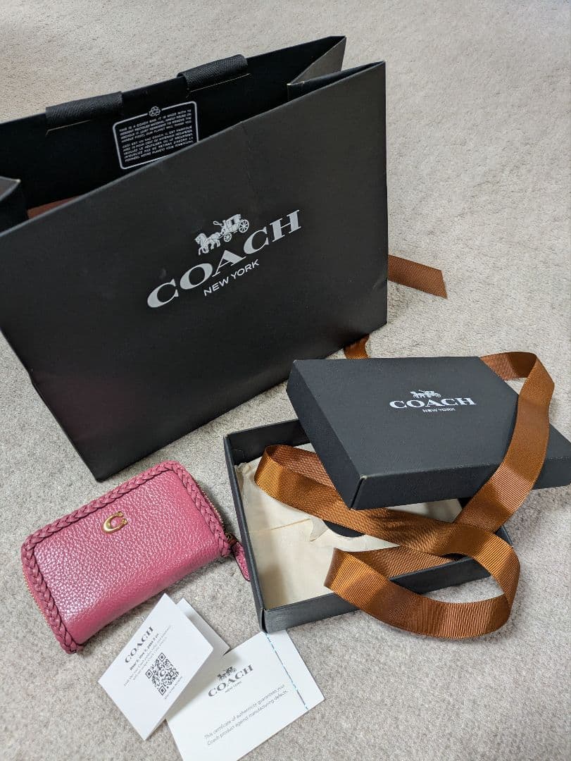 coach コーチ　新品、正規品　ミニ財布　ケース　カードケース