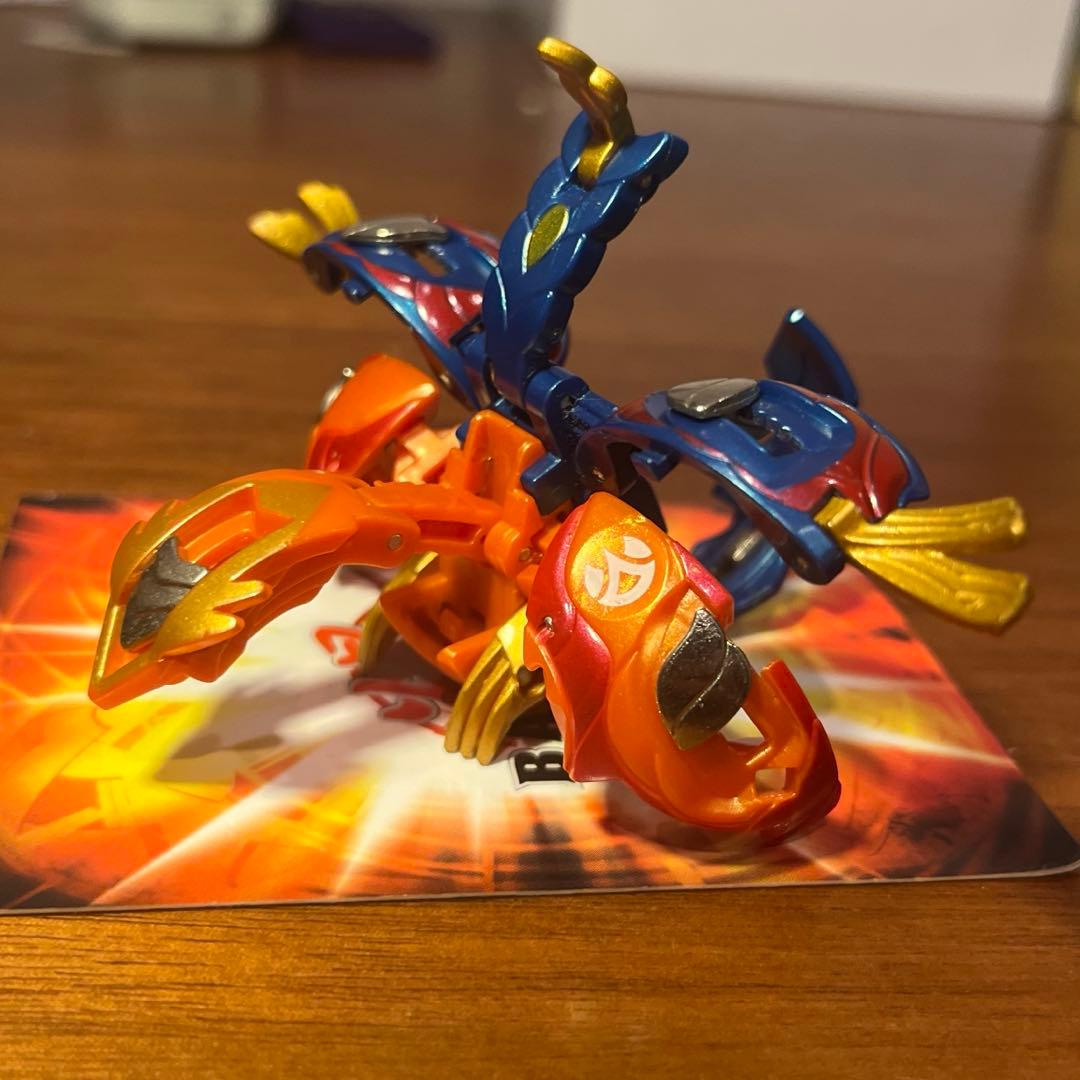 爆丸　瞬ホルス