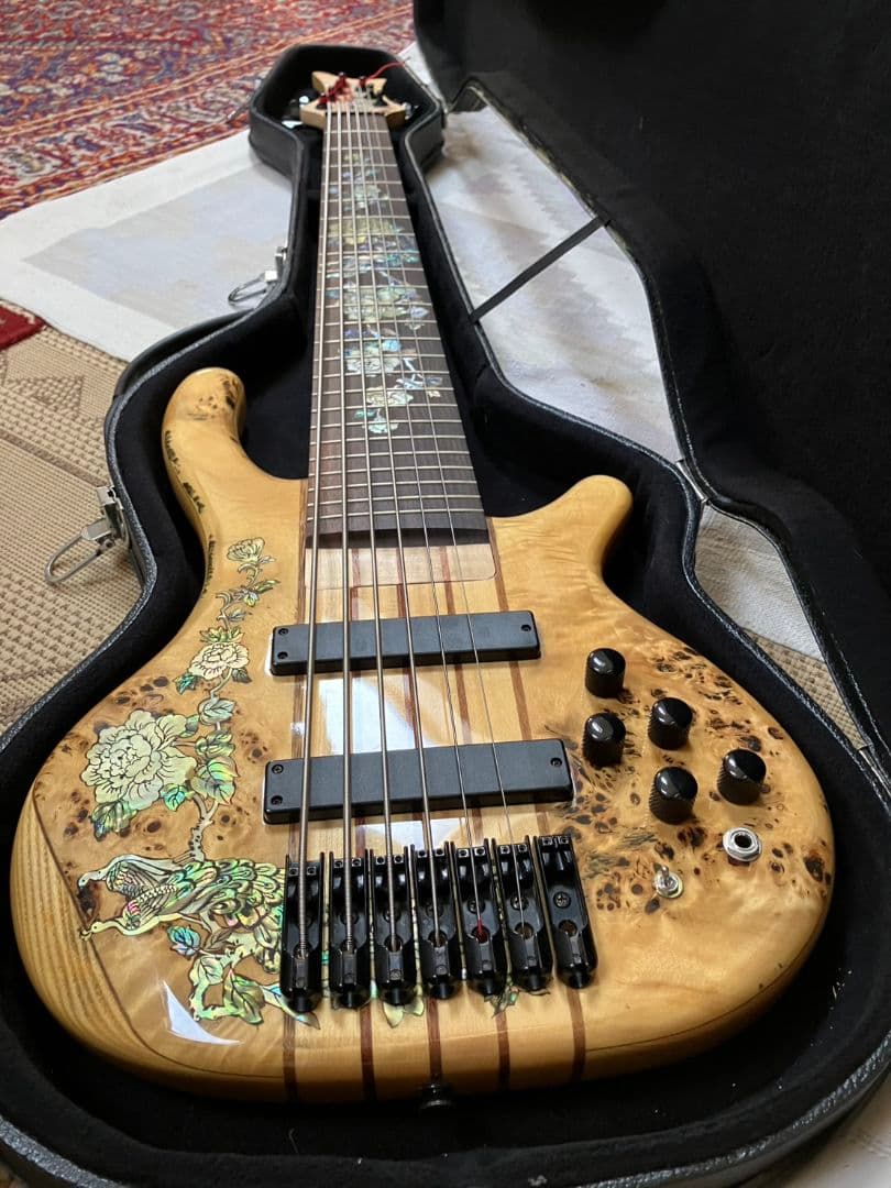 稀少【7弦ベース】美麗インレイ(ハードケース付き)