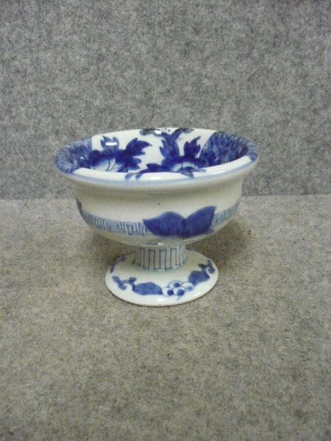 伊万里 ねじれ文 染付 盃洗 [B31405]