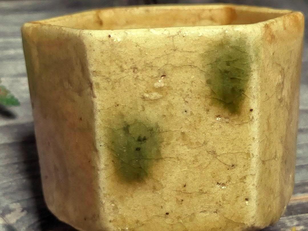 ♥黄瀬戸　ぐい呑み　桐箱付き　③　ぐい飲み　骨董品