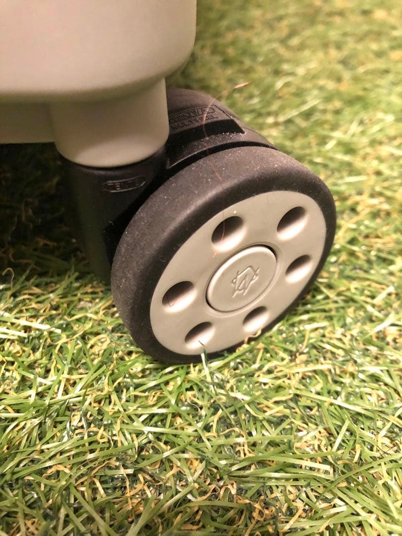 美品 RIMOWA クラシック チェックイン M 未使用 リモワ キャビン L