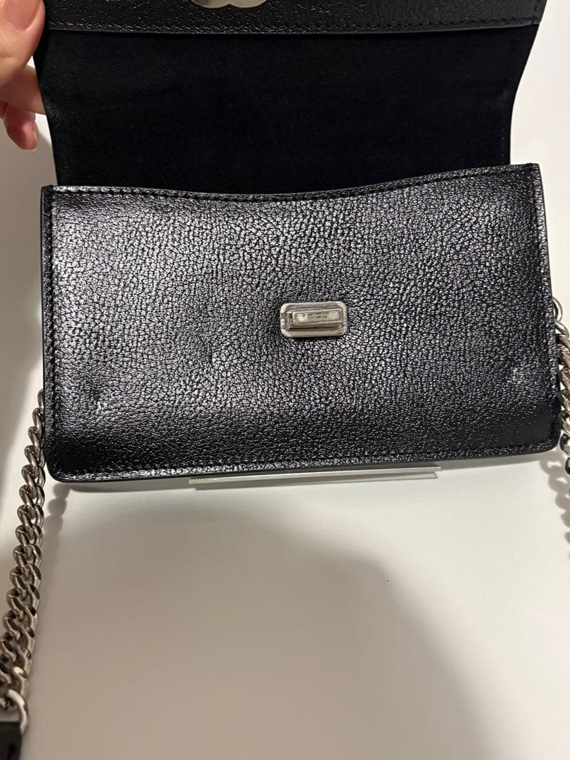 MIUMIU ミュウミュウ　ショルダーバッグターンロック　チェーンレザー