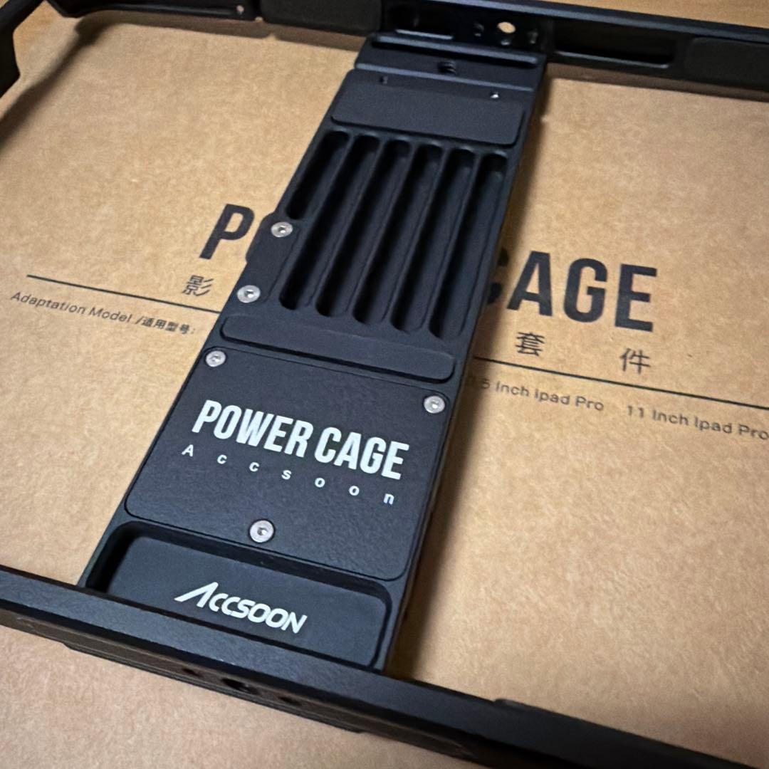 iPadアクセサリー Accsoon Power Cage iPad