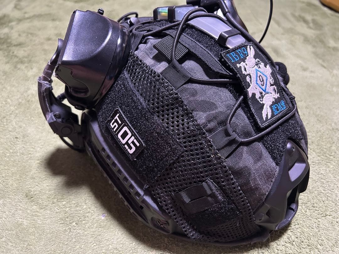 タクティカルヘルメット ブラック ヘッドセット付き