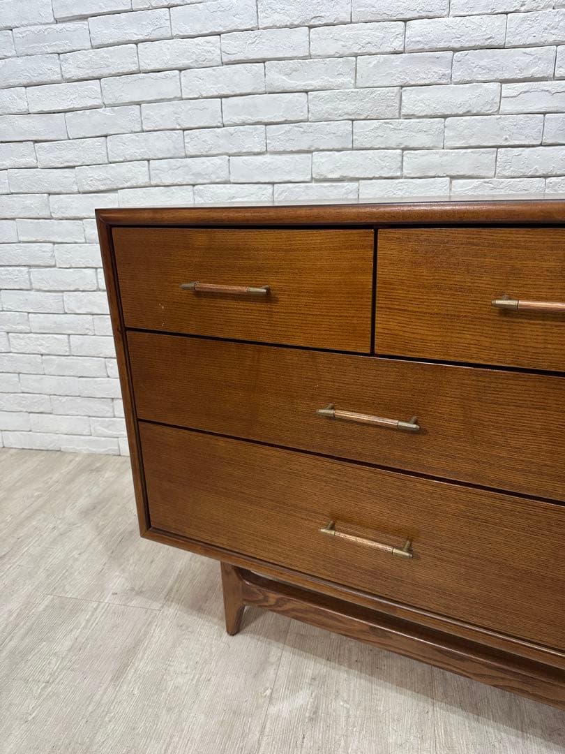 【irii】定価20万円　チェスト　サイドボード　アンティーク　棚