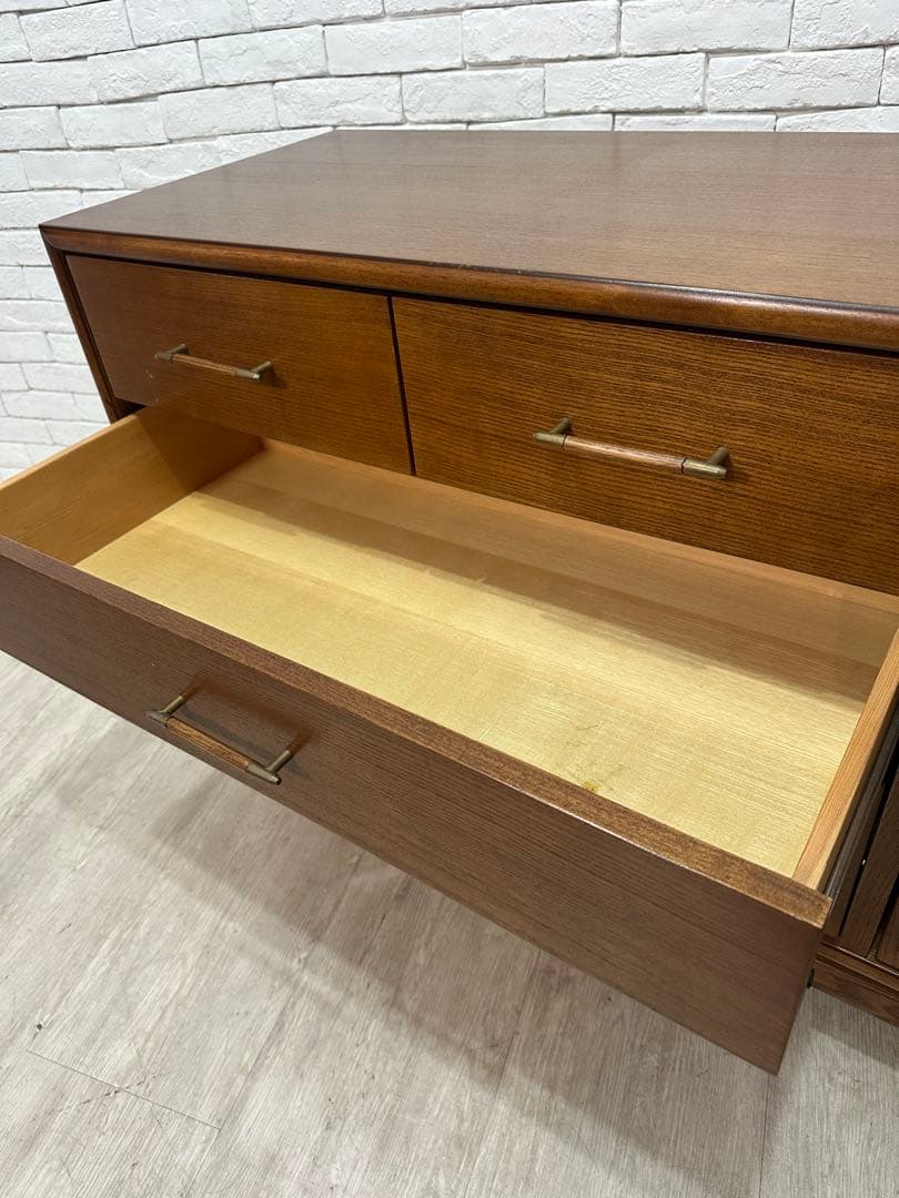 【irii】定価20万円　チェスト　サイドボード　アンティーク　棚