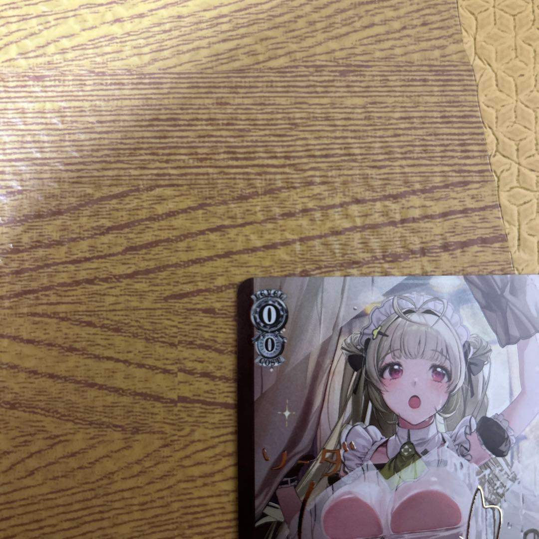 ヴァイスシュヴァルツ NIKKE 大掃除メイド ソーダ SP サイン ②