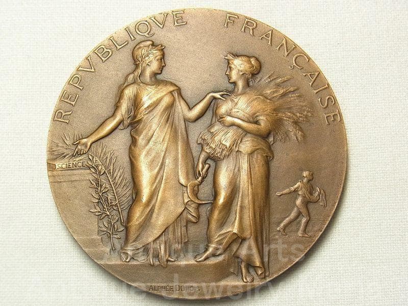 《m6466》農業労働者を知識へ導くマリアンヌ フランス アンティーク メダル