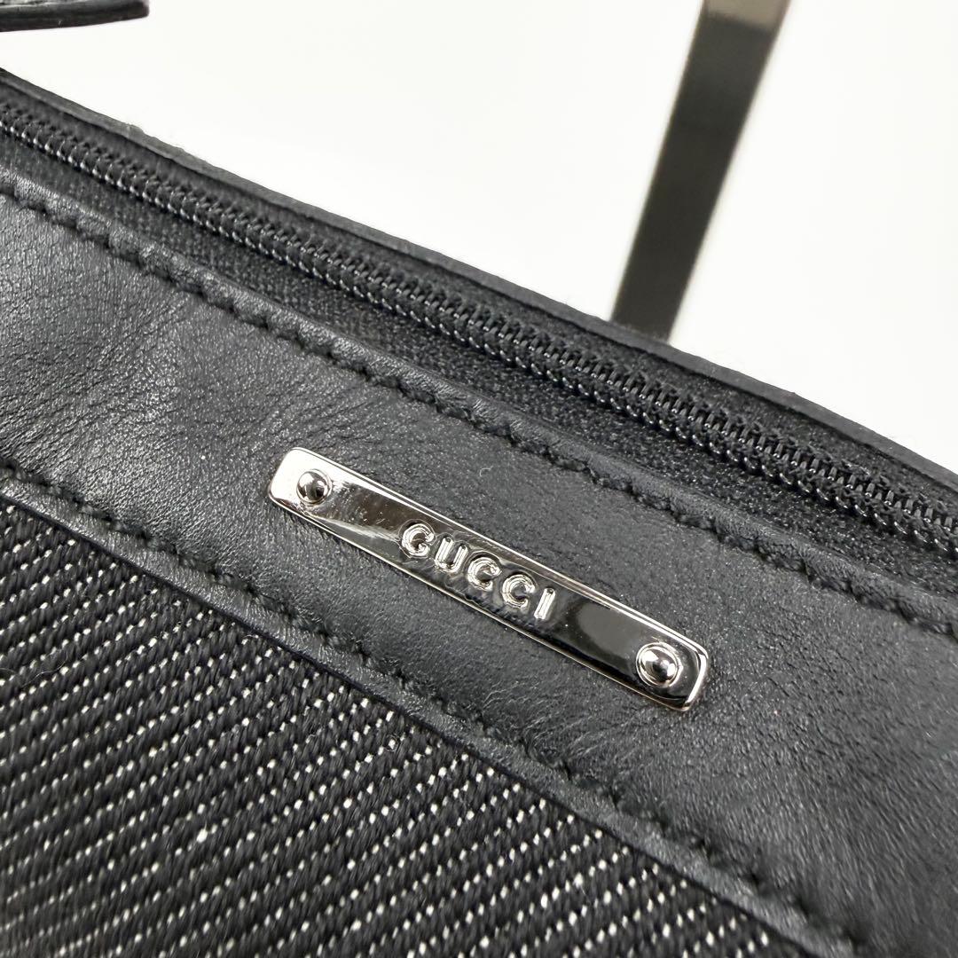 【極美品】グッチ シェリーライン アクセサリーポーチ レザー ロゴプレート 黒