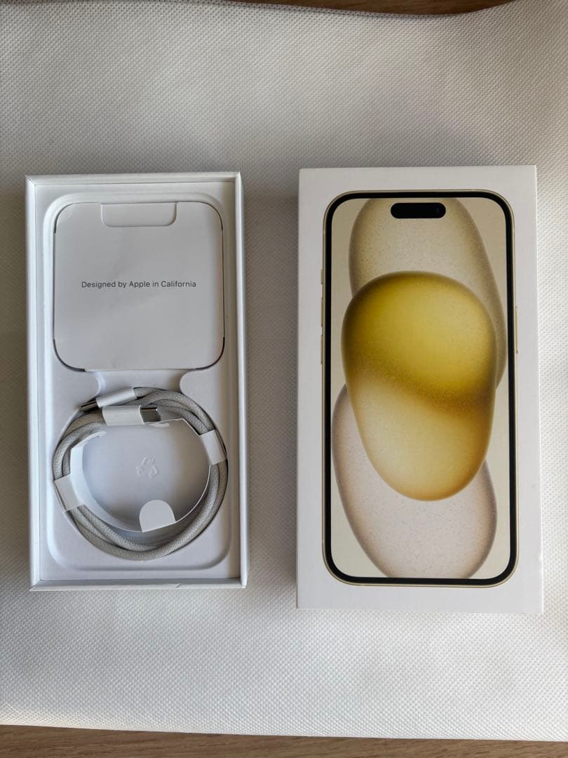 【中古 美品】iPhone15 128GB イエロー SIMフリー