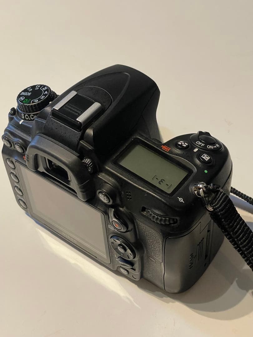 Nikon D7000 デジタル一眼レフカメラ　バッグ付き