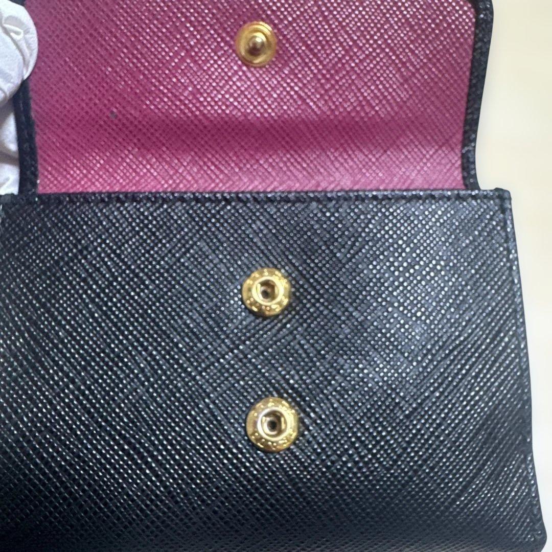 PRADA 三つ折り財布 黒