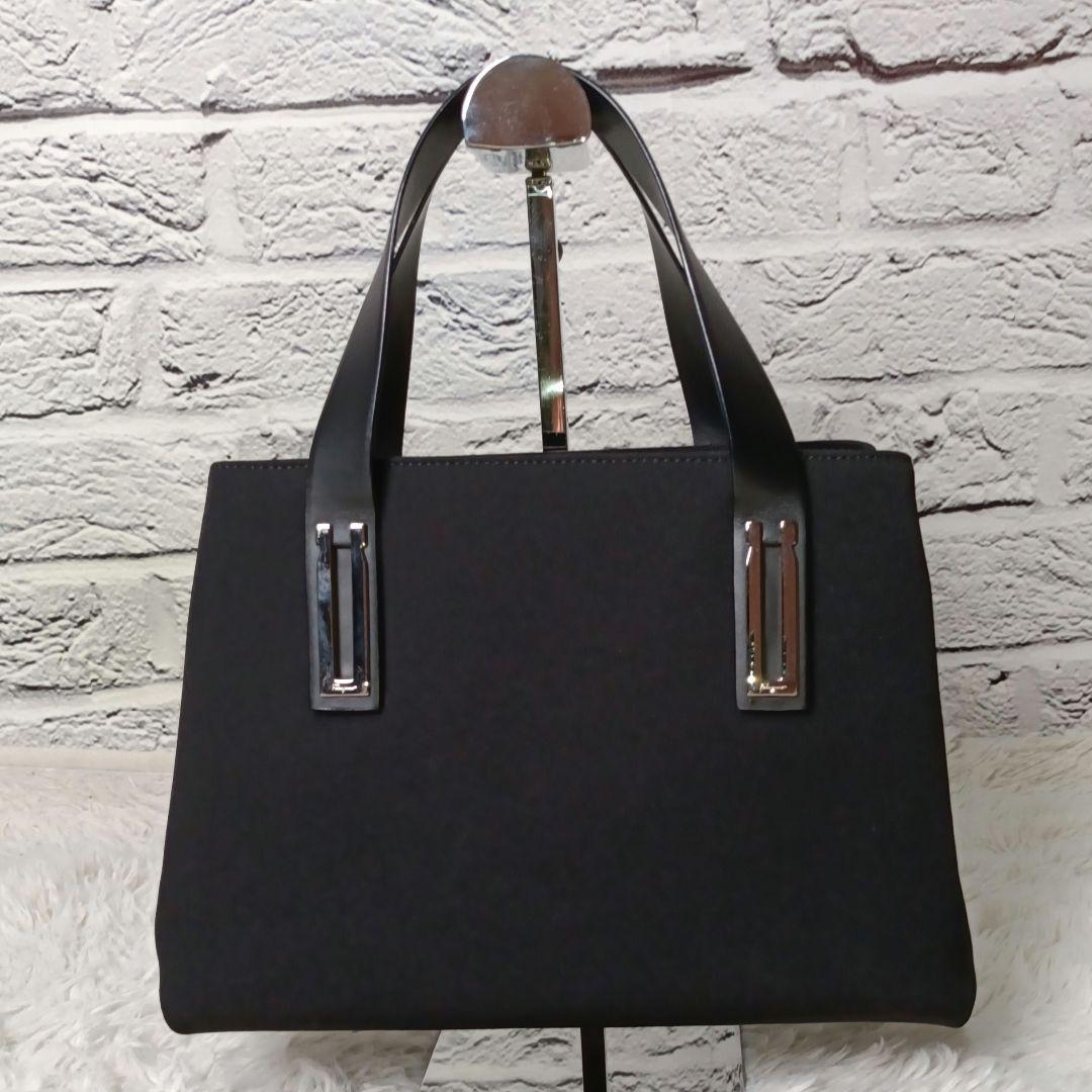 美品■Salvatore Ferragamo ハンドバッグ ブラック 人気モデル