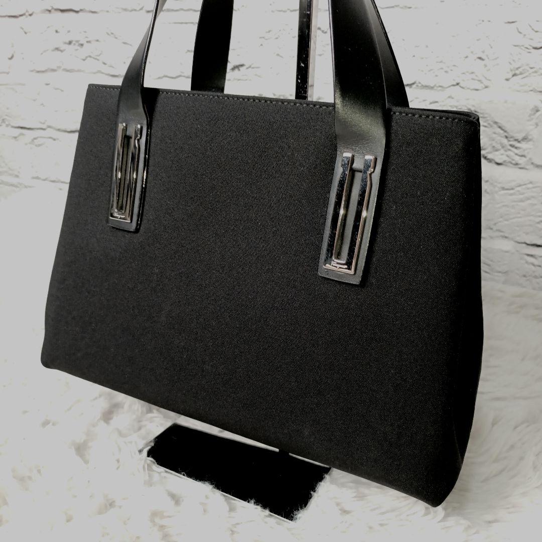 美品■Salvatore Ferragamo ハンドバッグ ブラック 人気モデル