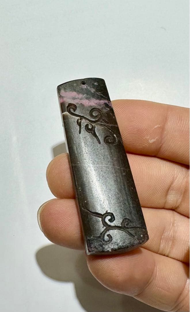 古唐草紋昇天龍平安佩