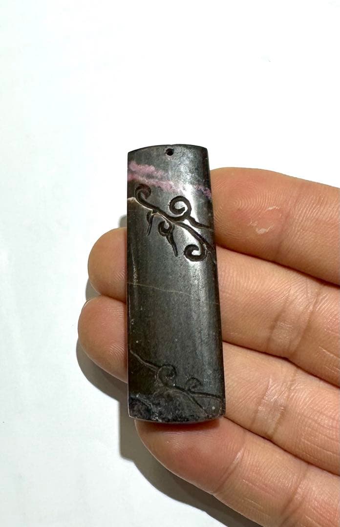 古唐草紋昇天龍平安佩