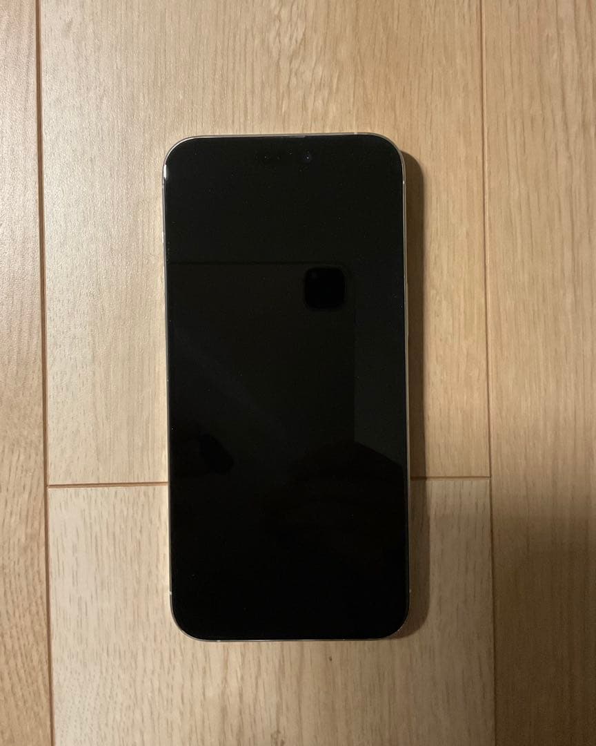 iPhone 15 ProMax 256GB ホワイトチタニウム　即購入可