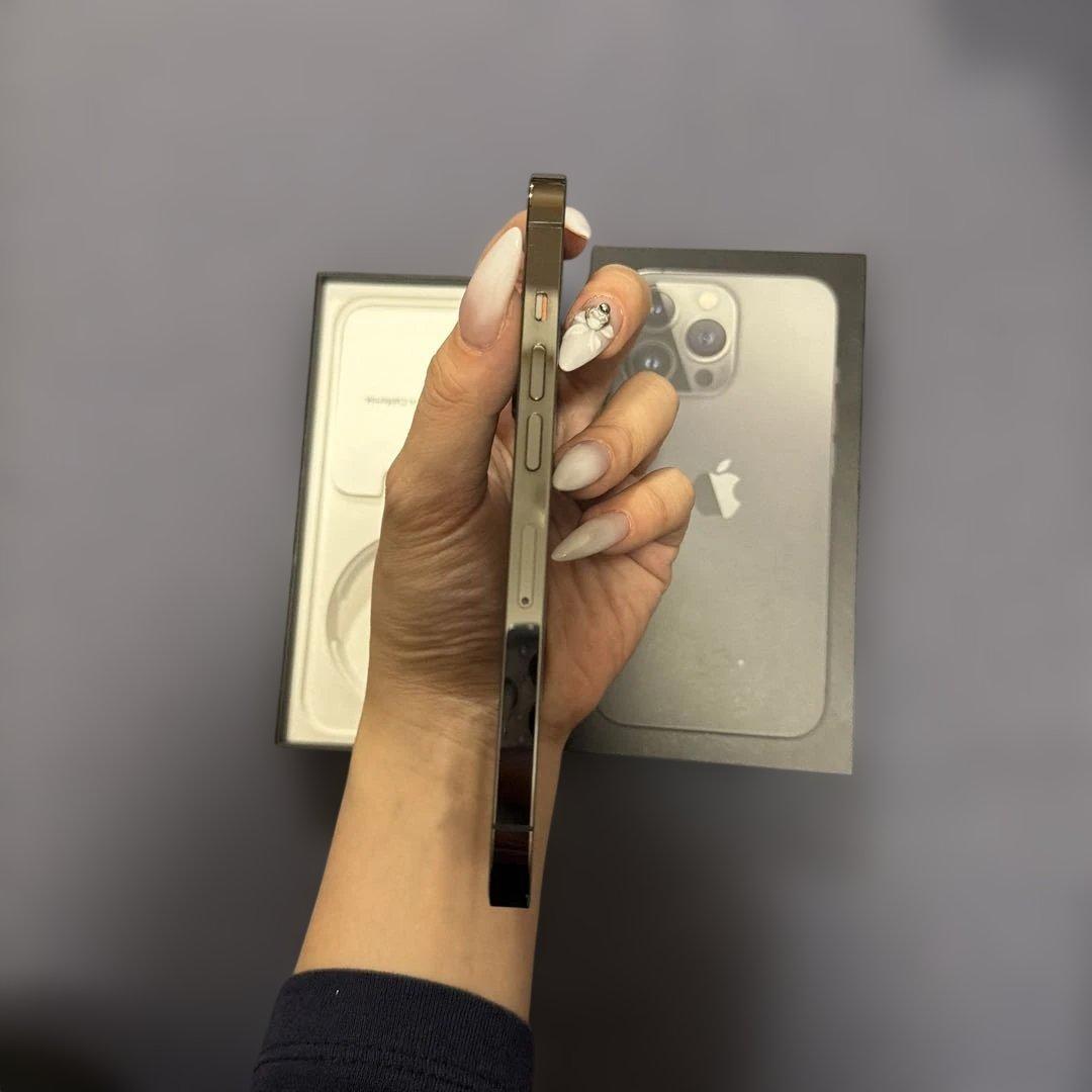 Apple iPhone 13 Proグラファイト256GB 箱付き