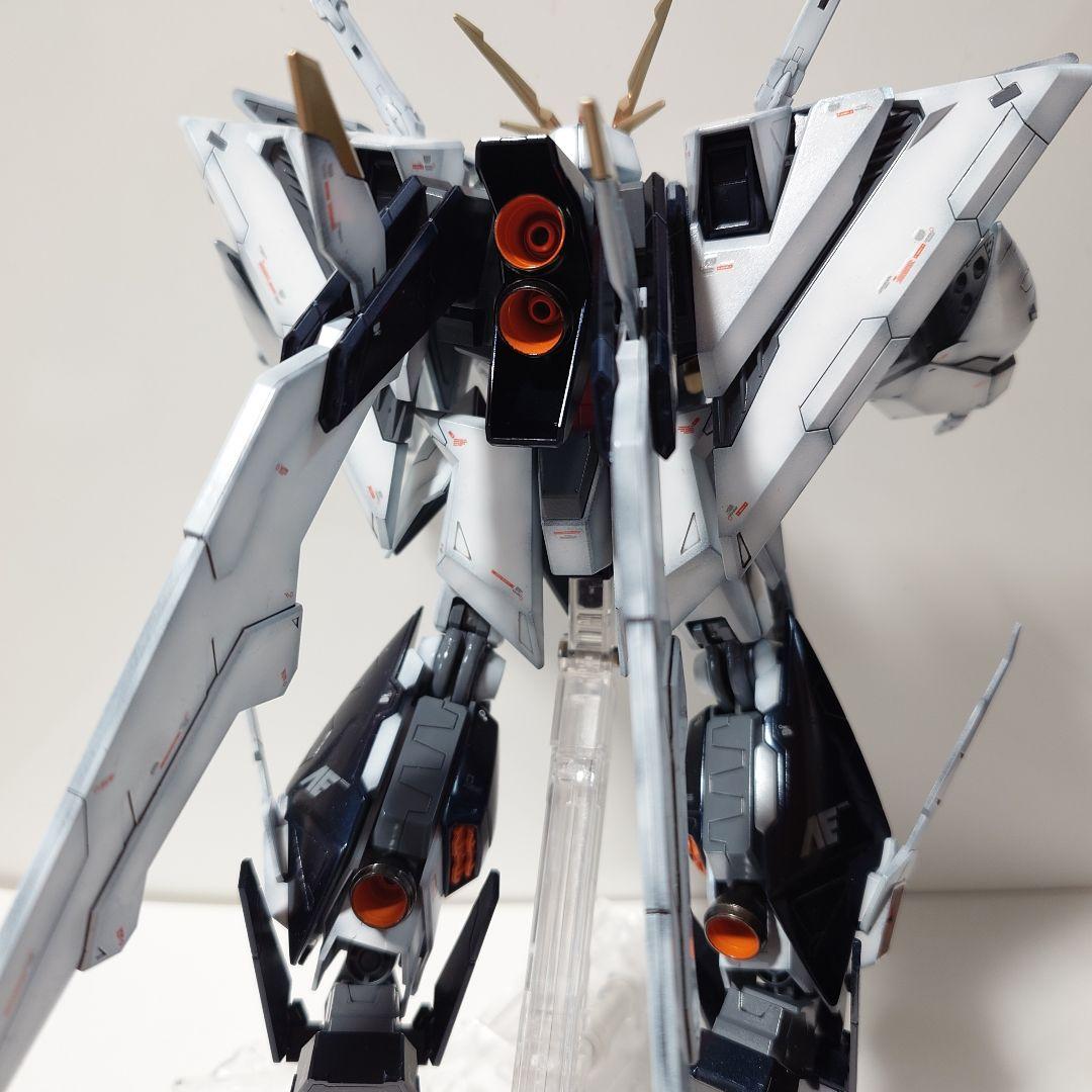 塗装済完成品　クスィーガンダムHGUC　おまけ台座