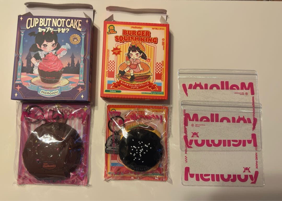 メロジョイ カップケーキか？チョコバーガーイカ墨2個セット