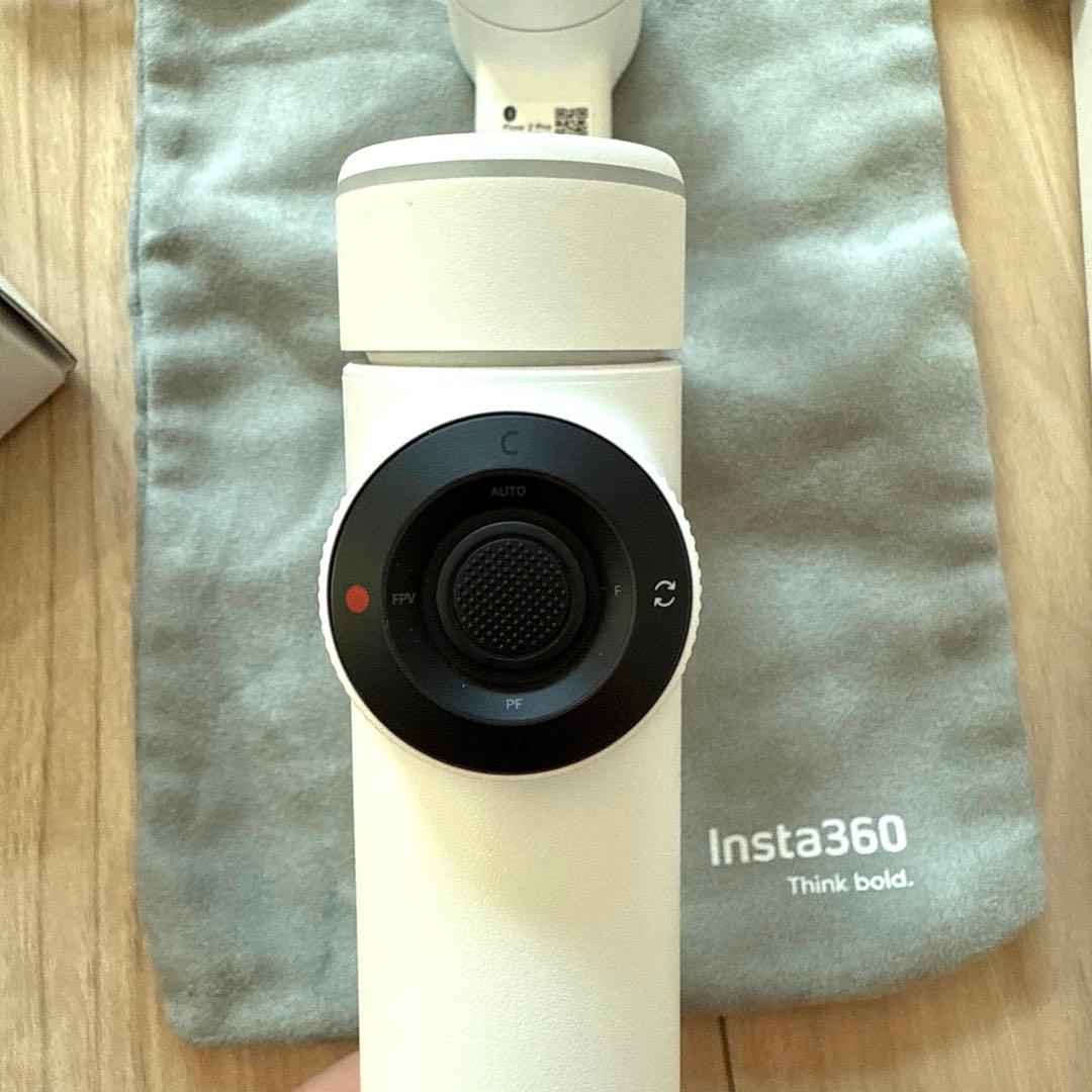 Insta360 Flow2 Pro インスタ　クリエイターキット ホワイト