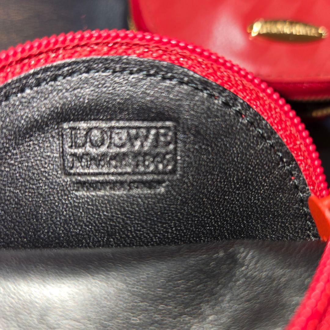 ロエベ LOEWE ケース ラウンドファスナー アナグラム レッド 未使用
